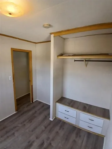Closet Bedroom 2