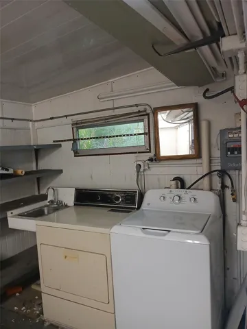Laundry with Storage