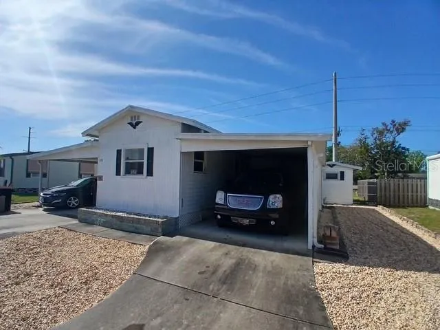 2 carports