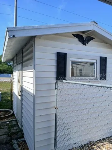 Shed