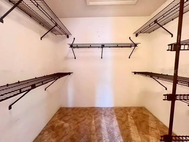 Walk-in Closet