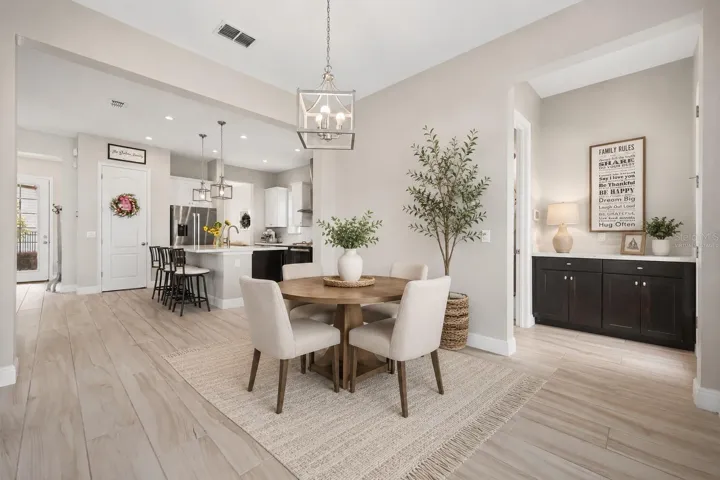 Virtually staged breakfast nook