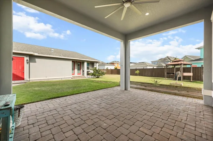 Lanai looking at garage/guest house
