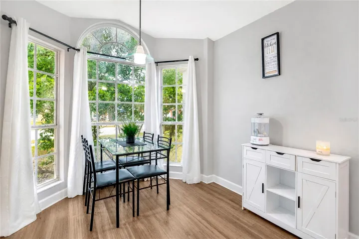Breakfast Nook