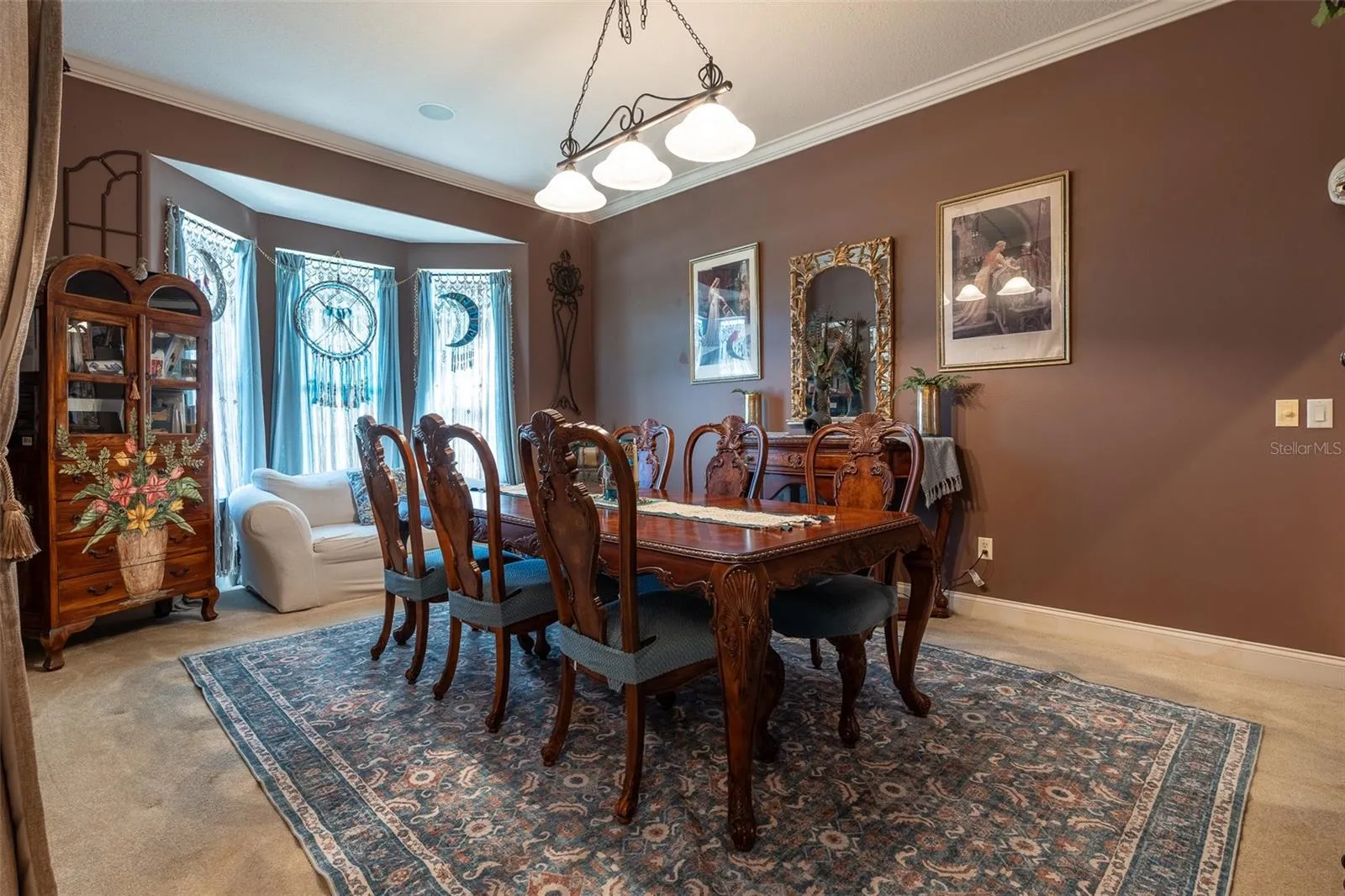 Formal Dining