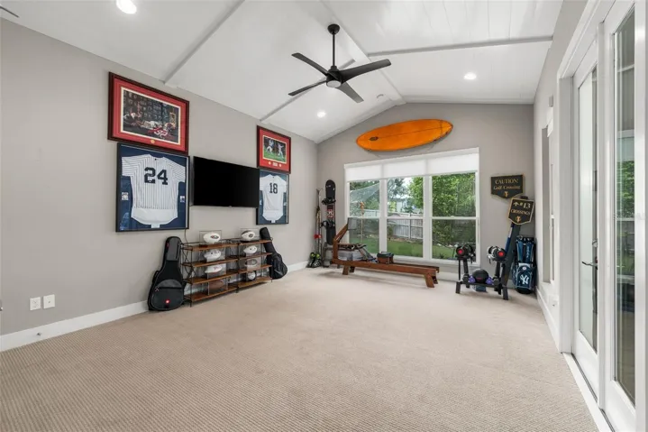 Flex Room