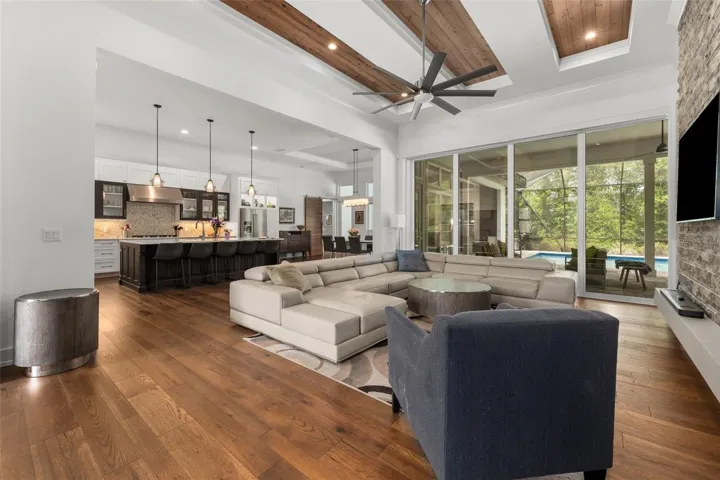 Great Room to Kitchen