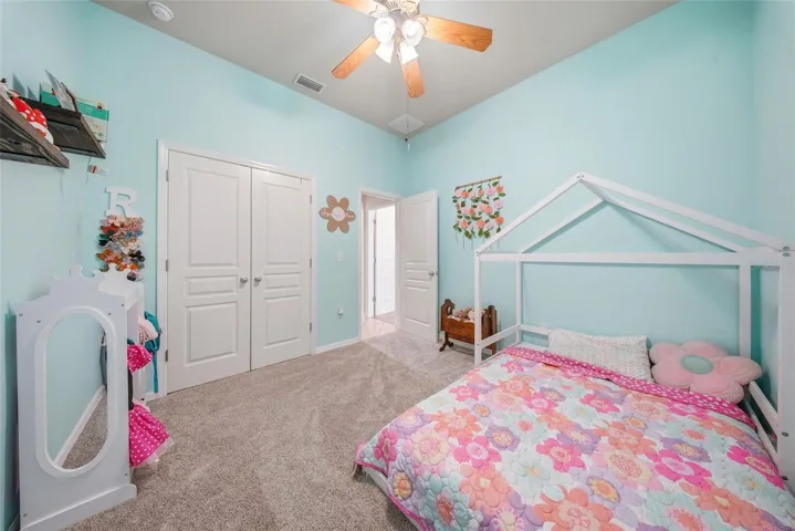 Secondary bedroom