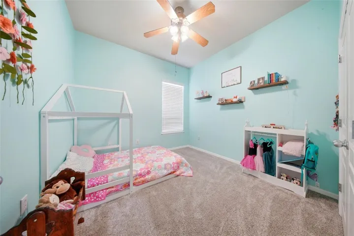 Secondary bedroom
