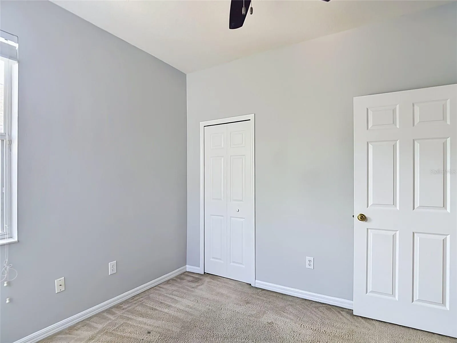9502 W Park Village 108 3rd bedroom