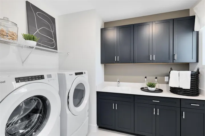 Actual home photo. Colors, finishes, textures and options may appear differently in person due to variations in monitors and viewing devices.