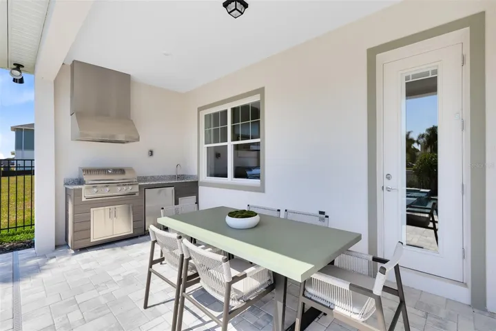 Actual home photo. Colors, finishes, textures and options may appear differently in person due to variations in monitors and viewing devices.