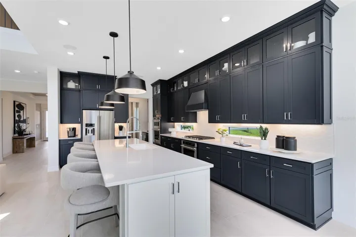 Actual home photo. Colors, finishes, textures and options may appear differently in person due to variations in monitors and viewing devices.