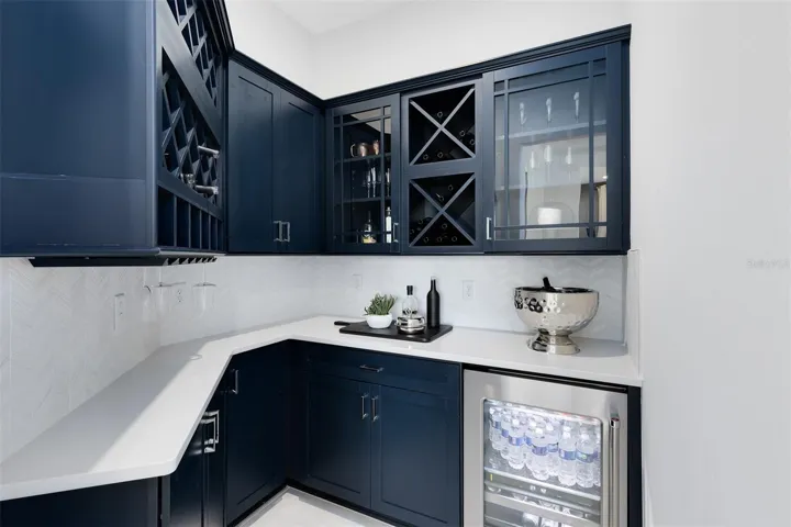 Actual home photo. Colors, finishes, textures and options may appear differently in person due to variations in monitors and viewing devices.