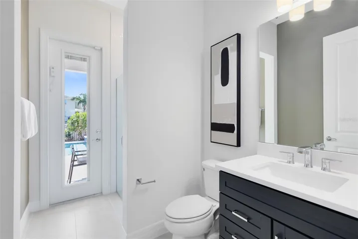 Actual home photo. Colors, finishes, textures and options may appear differently in person due to variations in monitors and viewing devices.