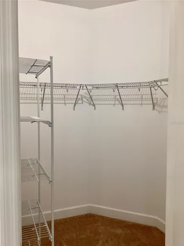Primaru closet