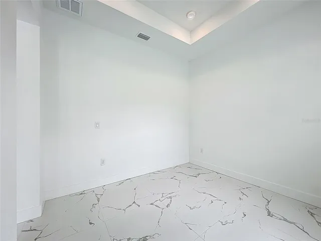 Office/Bonus Room