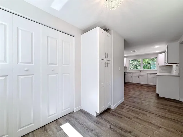 breakfast nook