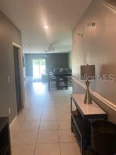 Entry/foyer