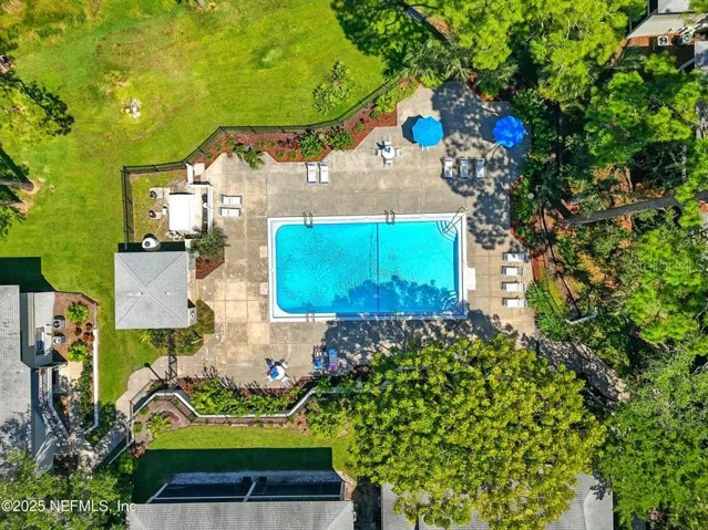 Aerial view - pool