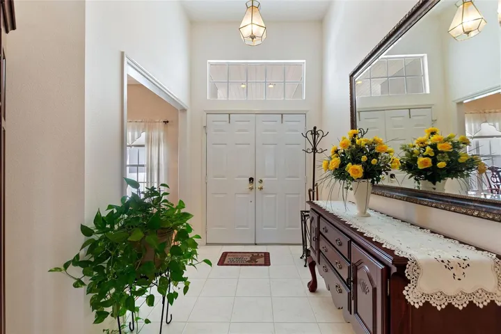 Spacious Foyer