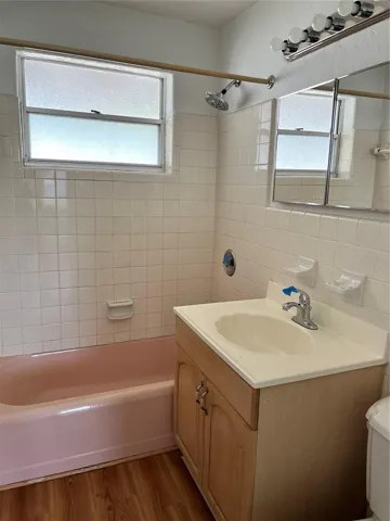 Bathroom vanity area