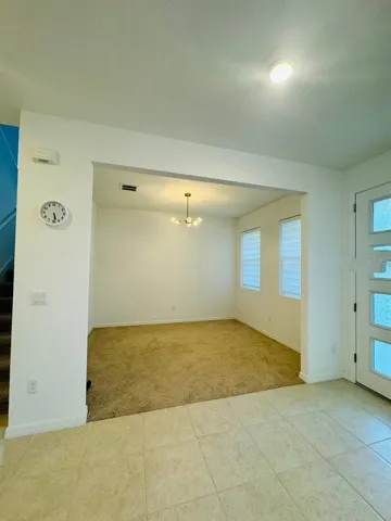 Flex /Den room on the rigth side when you enter the home