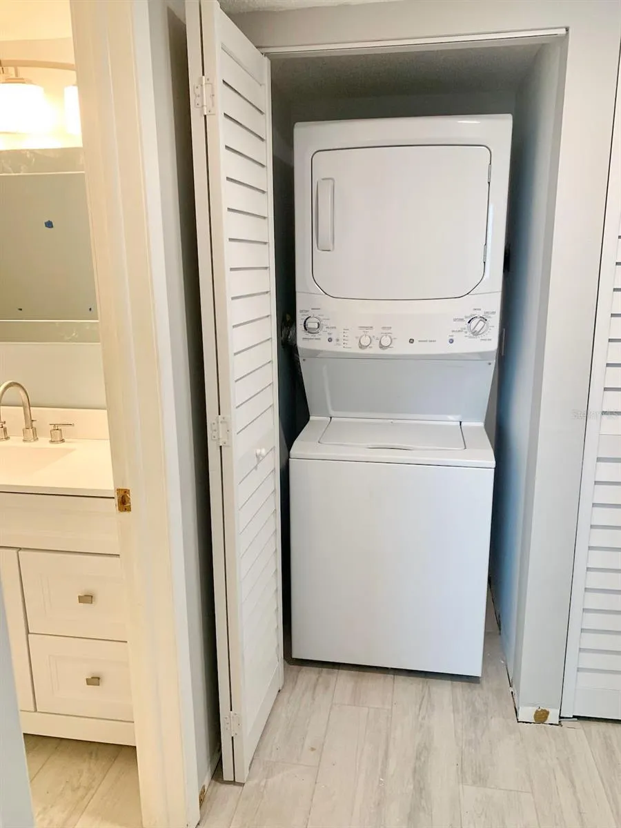 Washer / Dryer