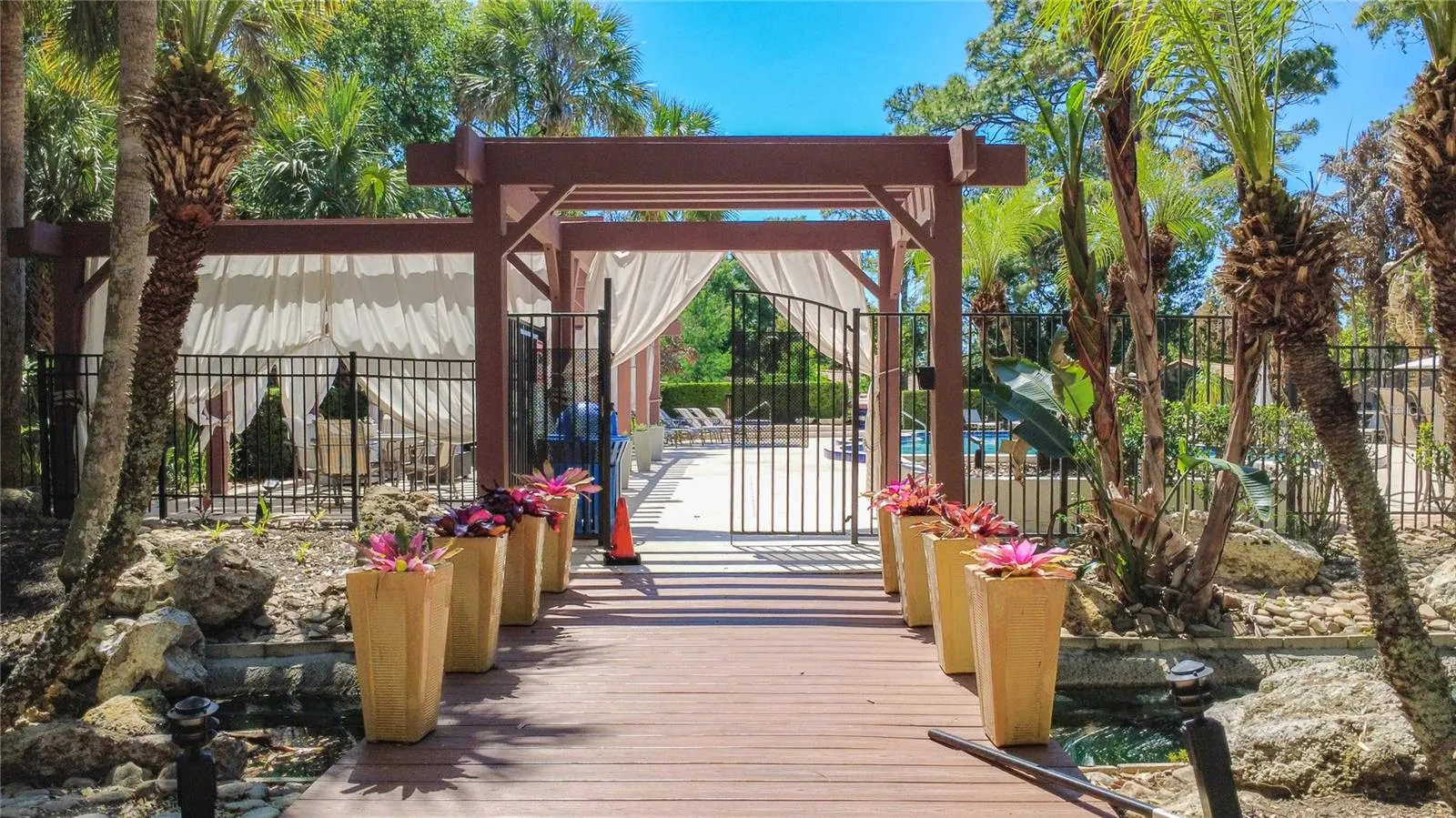 Entry to pool