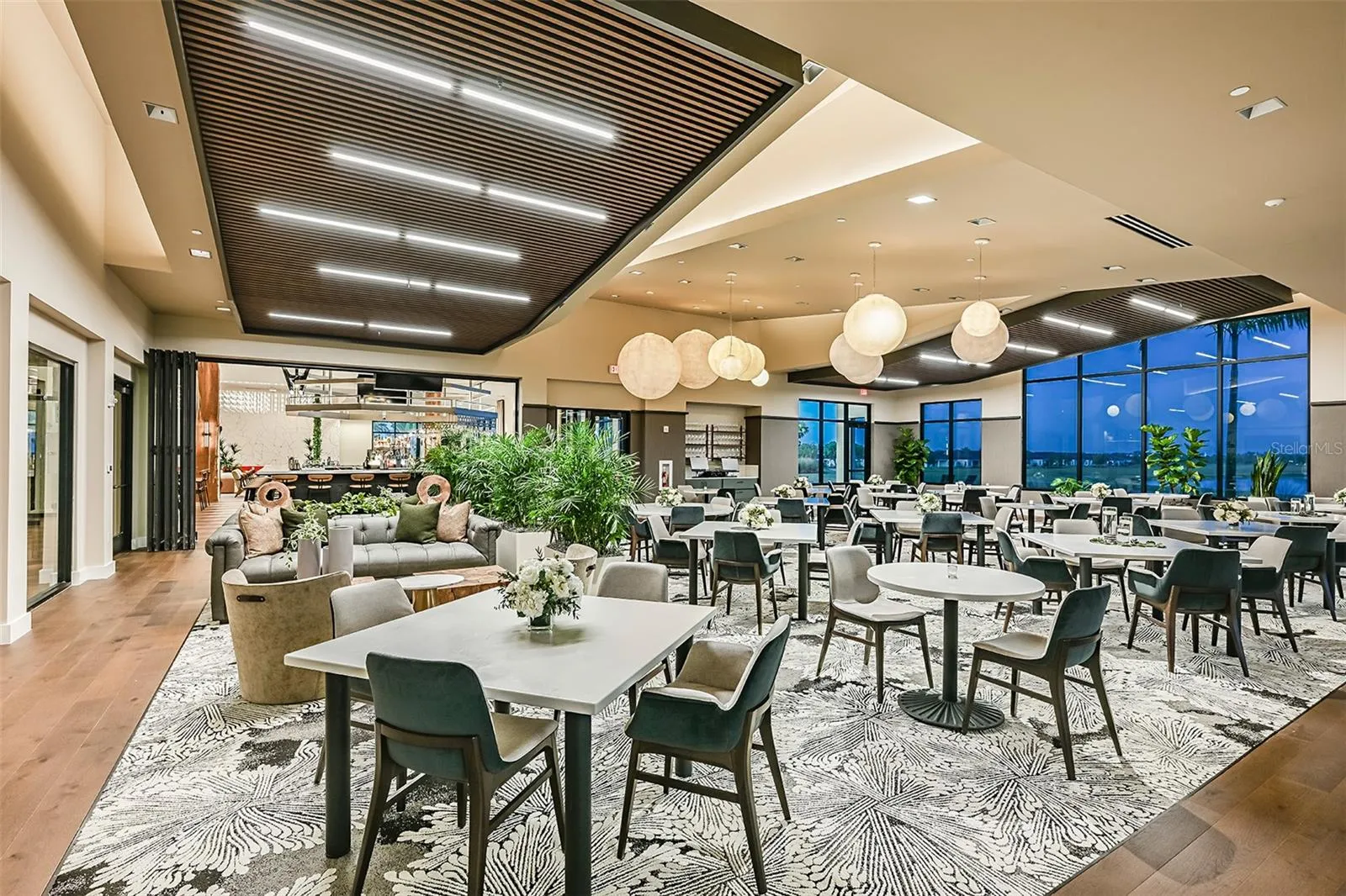 Esplanade at Azario Lakewood Ranch Community