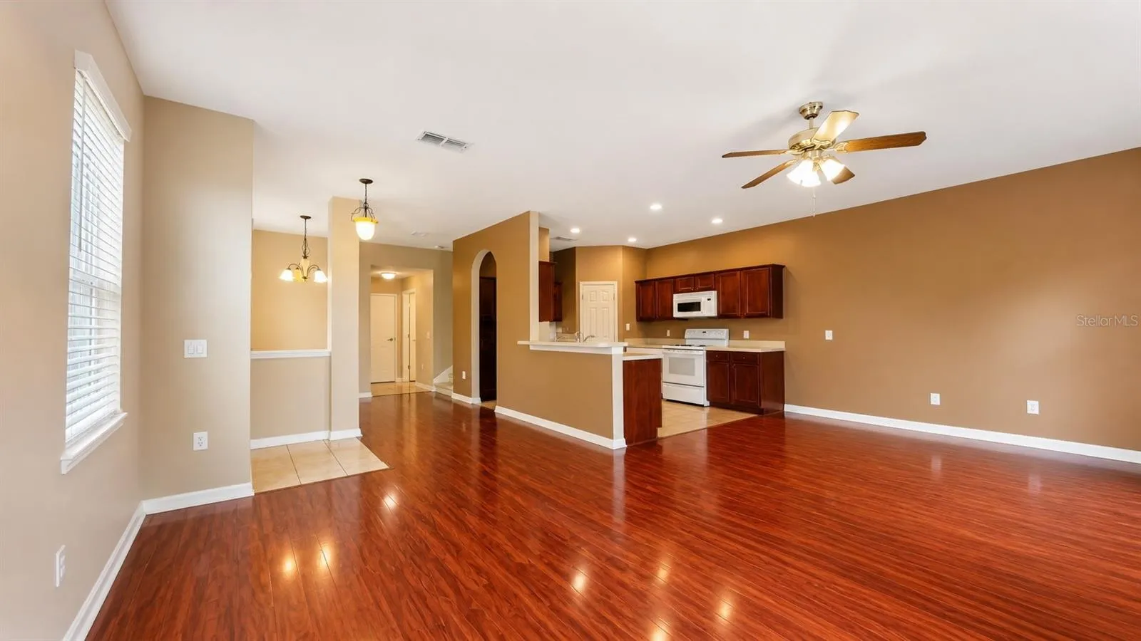 Entertain many guests in this first floor open plan.