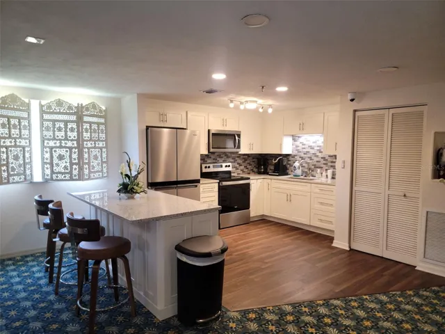 Clubhouse Kitchen