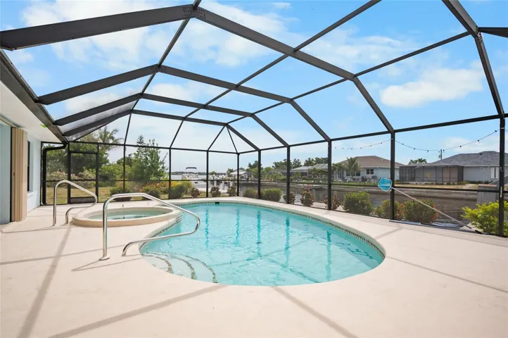 Sparking Pool & Spa