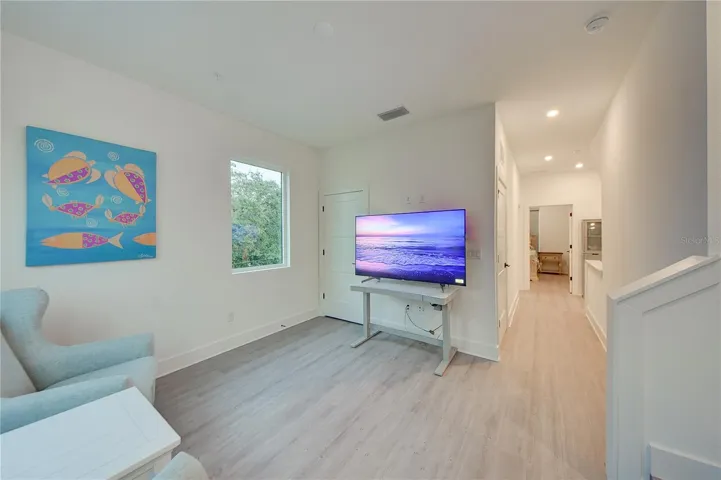 Flex/Office/Bonus Space