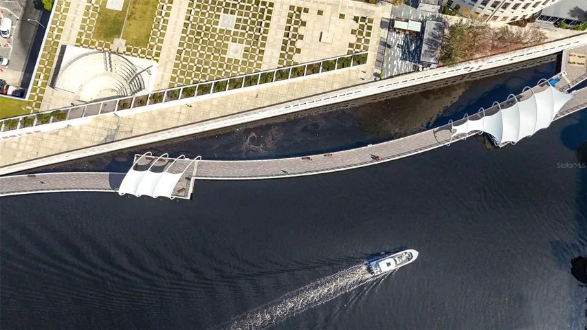 Tampa River walk --  just a sort walk to the south