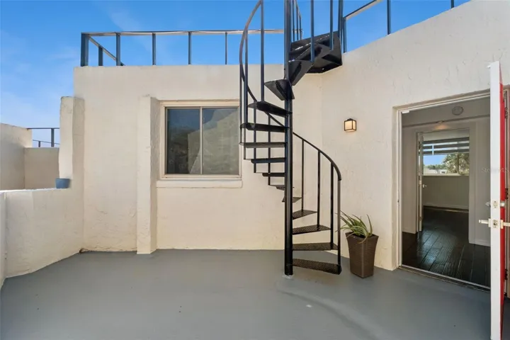 2nd Floor Terrace