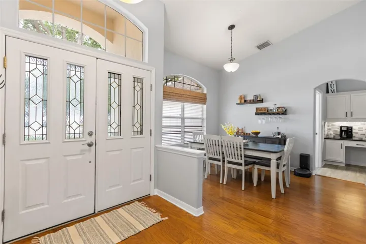 Entryway / Dining Room