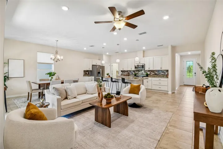 Living Area 2