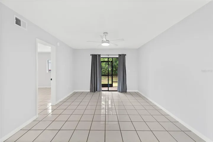 Light & Bright Living Room