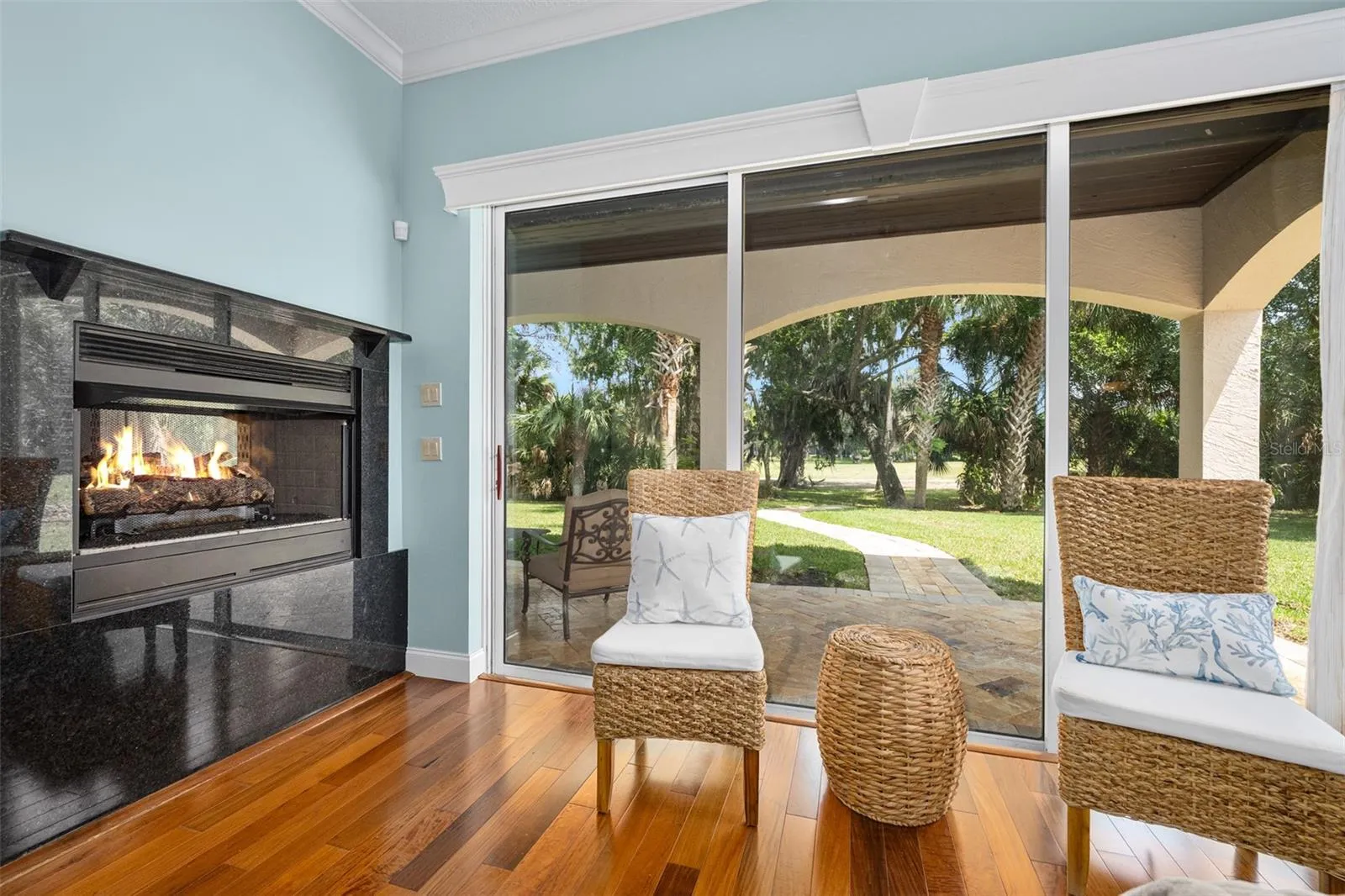 Walkout lanai