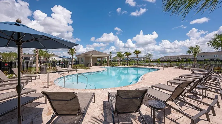The Towns at Firethorn Community Amenities