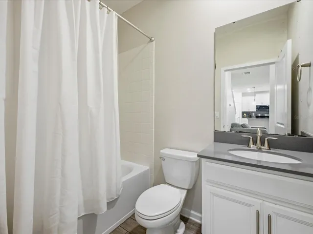 Bathroom 1st floor