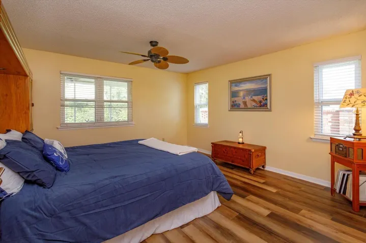 Owners retreat. Main floor.