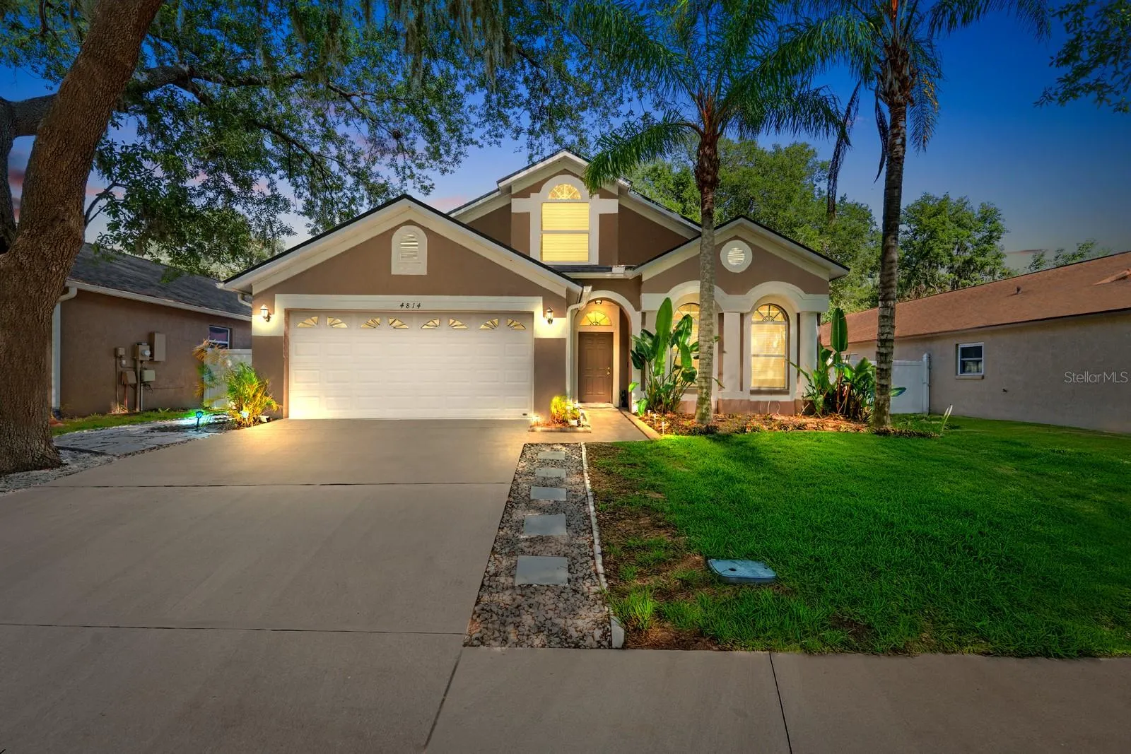 4814 Portobello