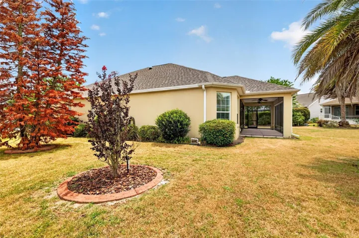 Side Elevation with OVERSIZED Lot
