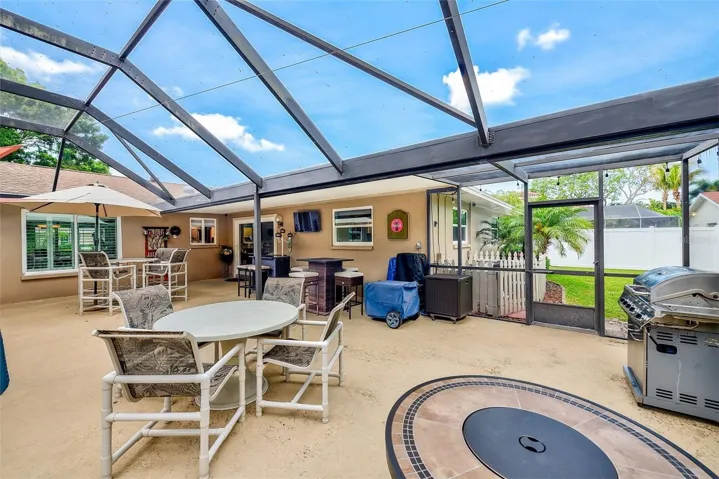 Screened-in Patio