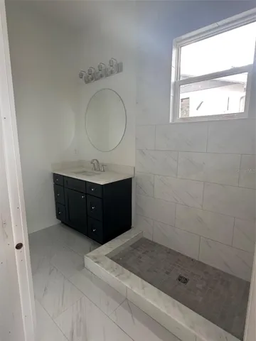 Bedroom 1 Bath
