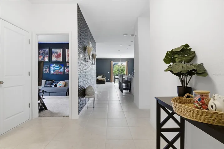 Spacious Foyer