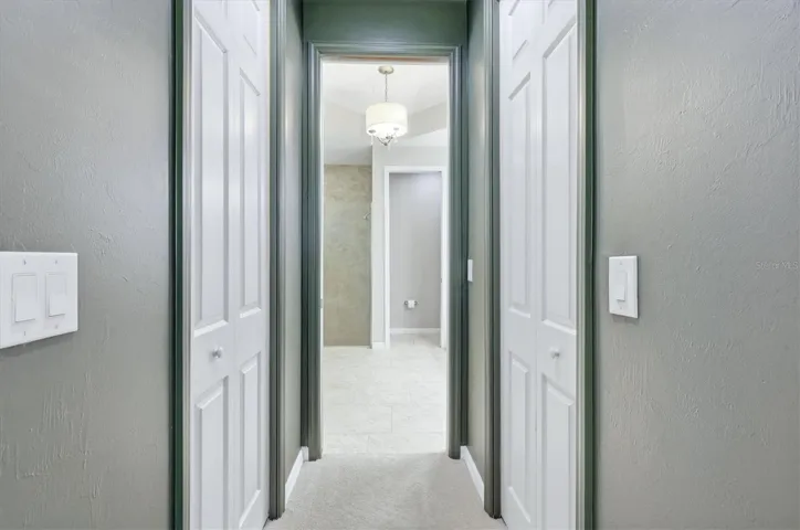 2 walk in closets
