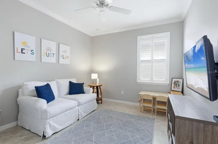 Den/Office or Flex room